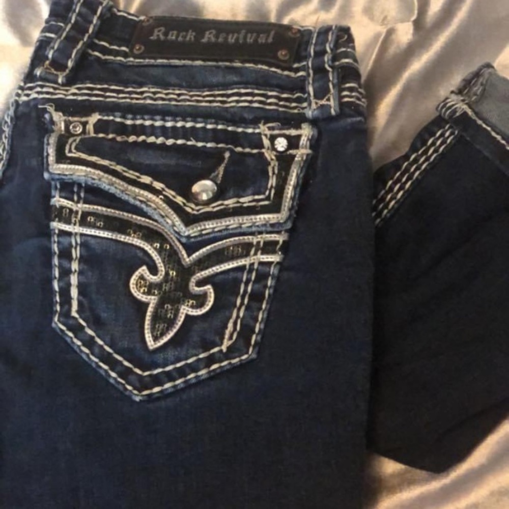 Rock revival straight leg size 27